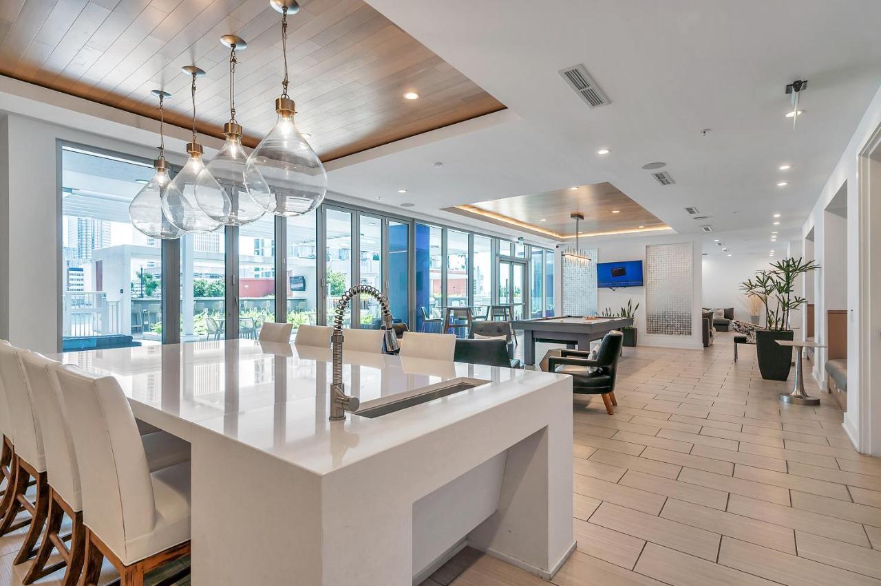 Luxury 1 Bedroom With Den Downtown Tampa Apt - City Views, Rooftop Pool, Workspace Eksteriør billede
