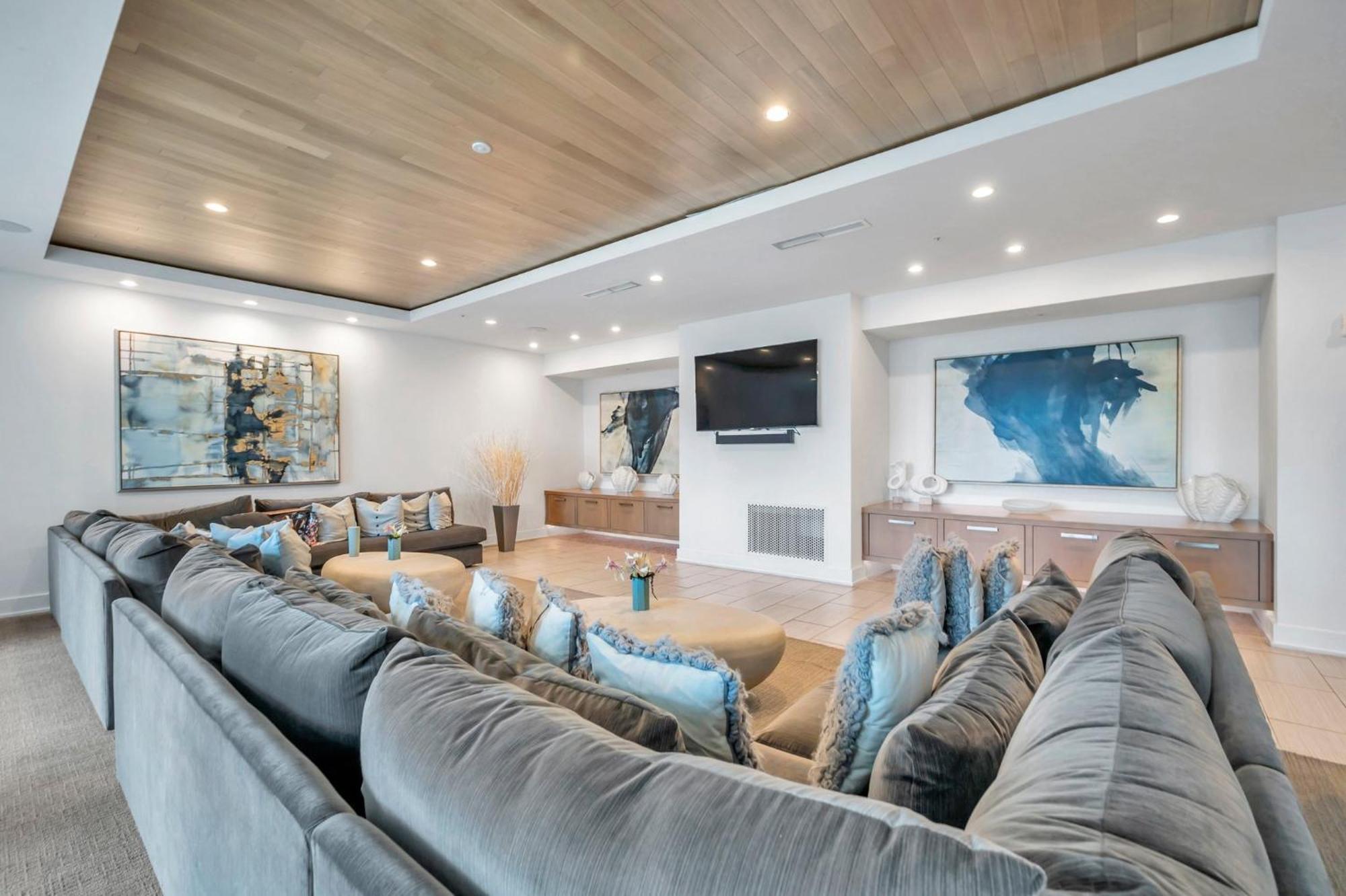 Luxury 1 Bedroom With Den Downtown Tampa Apt - City Views, Rooftop Pool, Workspace Eksteriør billede