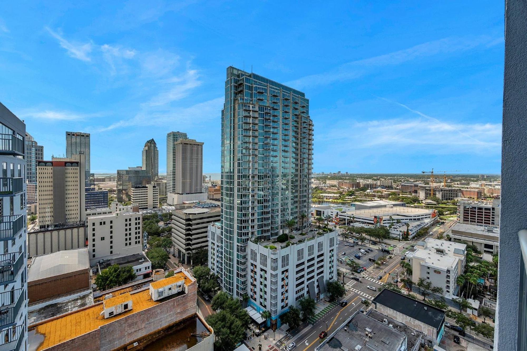 Luxury 1 Bedroom With Den Downtown Tampa Apt - City Views, Rooftop Pool, Workspace Eksteriør billede