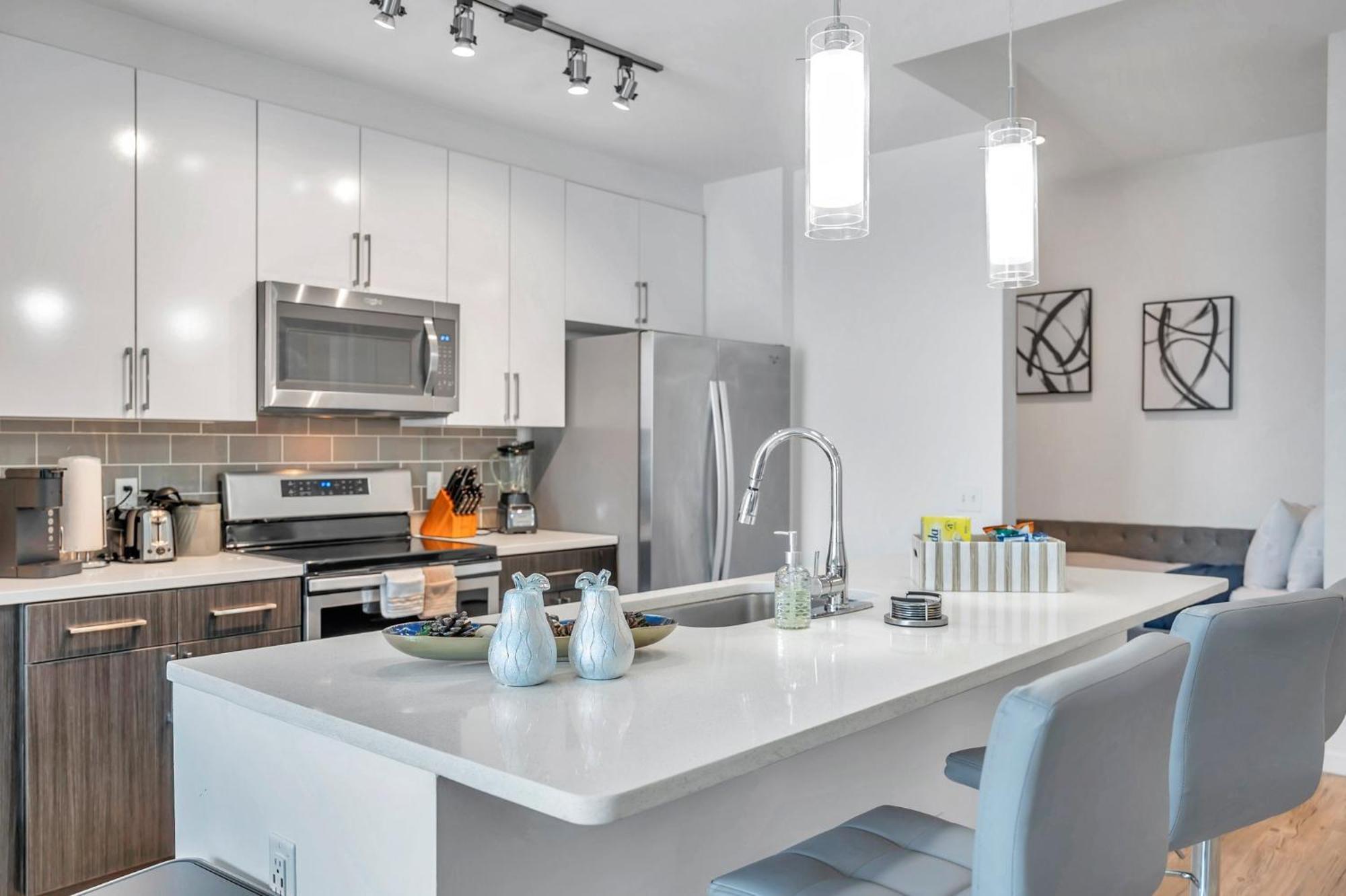Luxury 1 Bedroom With Den Downtown Tampa Apt - City Views, Rooftop Pool, Workspace Eksteriør billede